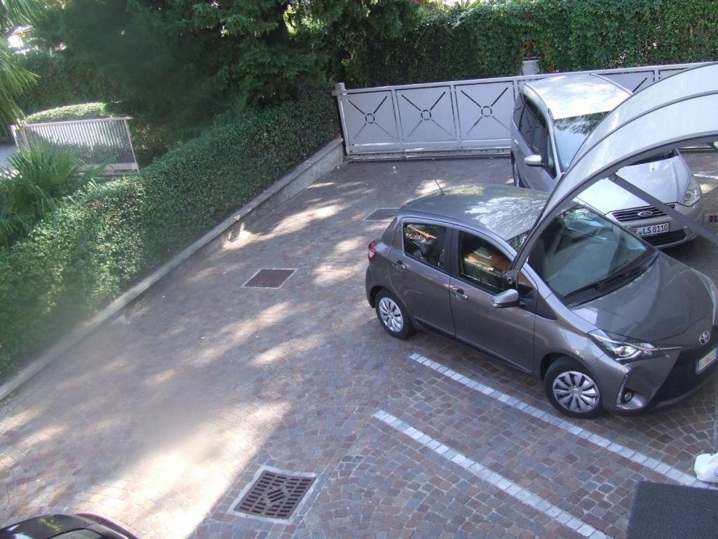 Appartement Balcone Sul Lago 加尔达湖滨 外观 照片